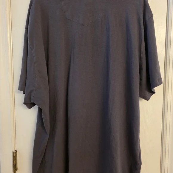 Robert Graham Dark Gray Skull Graphic Tee - Picture 2 of 7